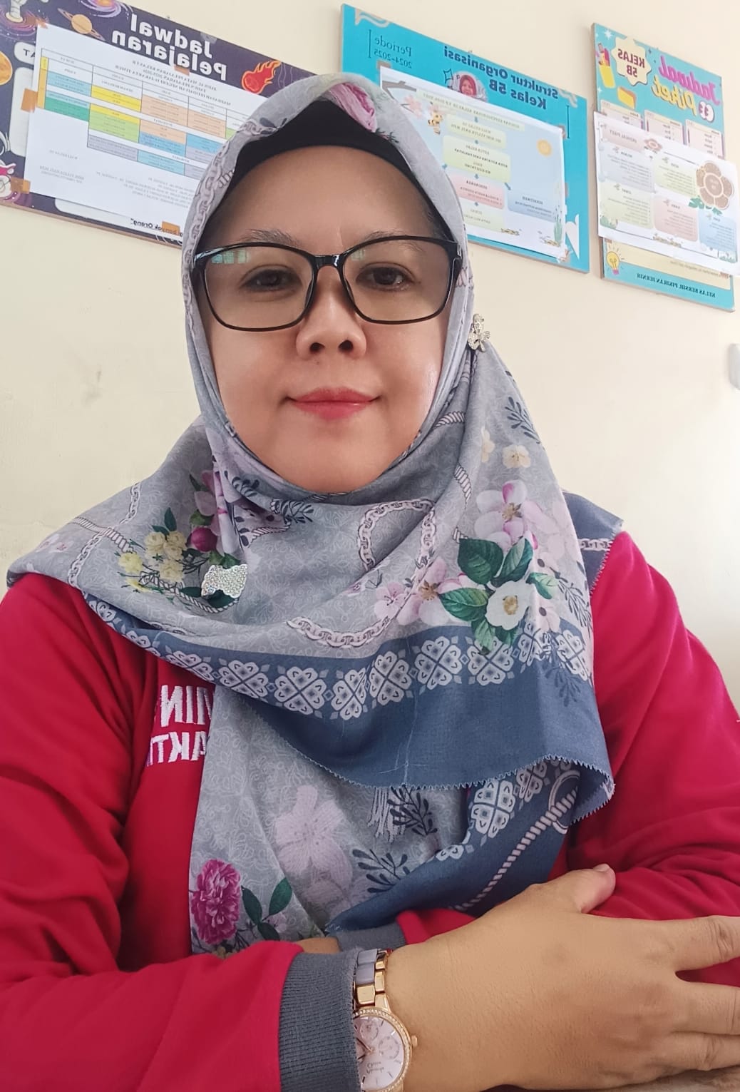 Mimi Yulita Hati, S.Sos, M.Pd